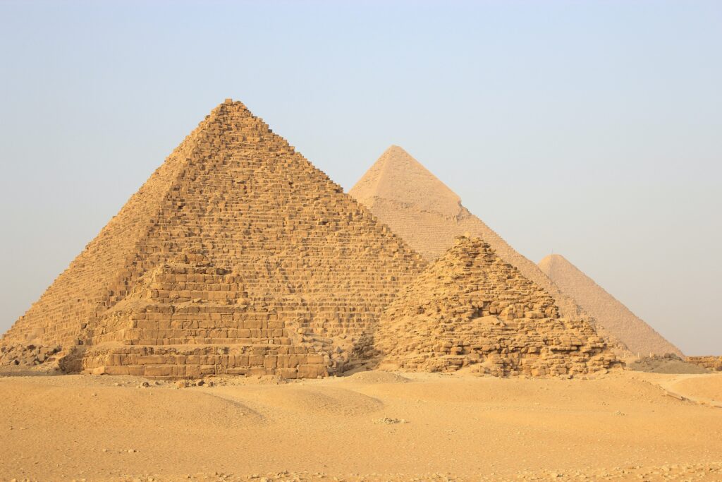 Pyramidy v Egyptě
